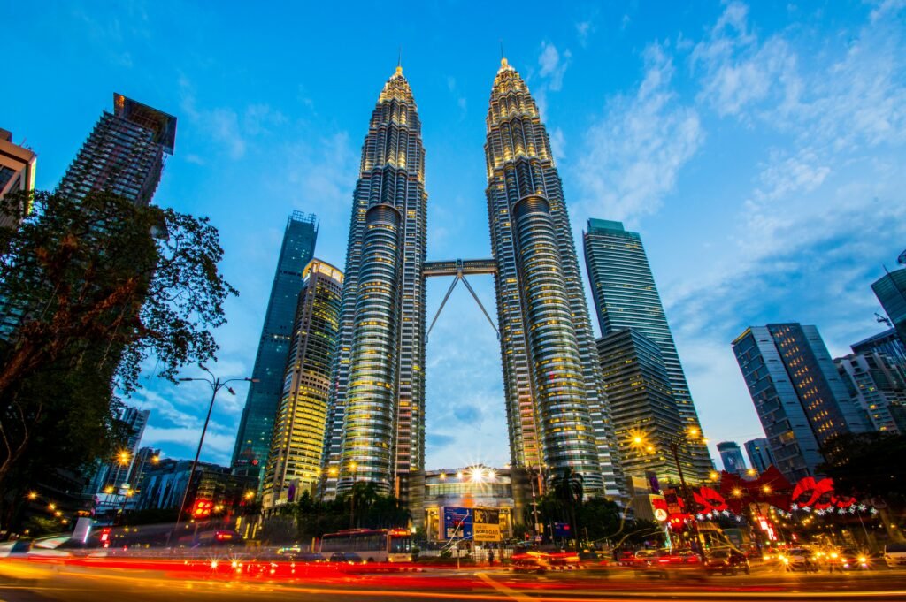 kuala lumpur attraction, travel kuala lumpur, petronas twin tower, langkawi, penang