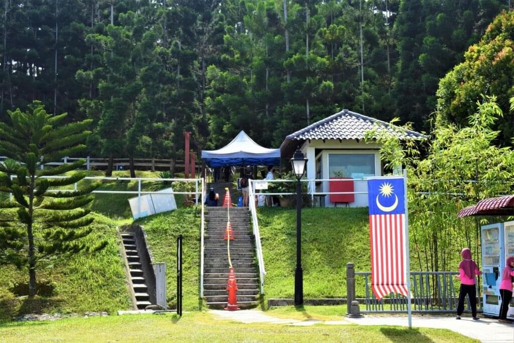 village life in malaysia, cultures in village malaysia, kuala lumpur village life